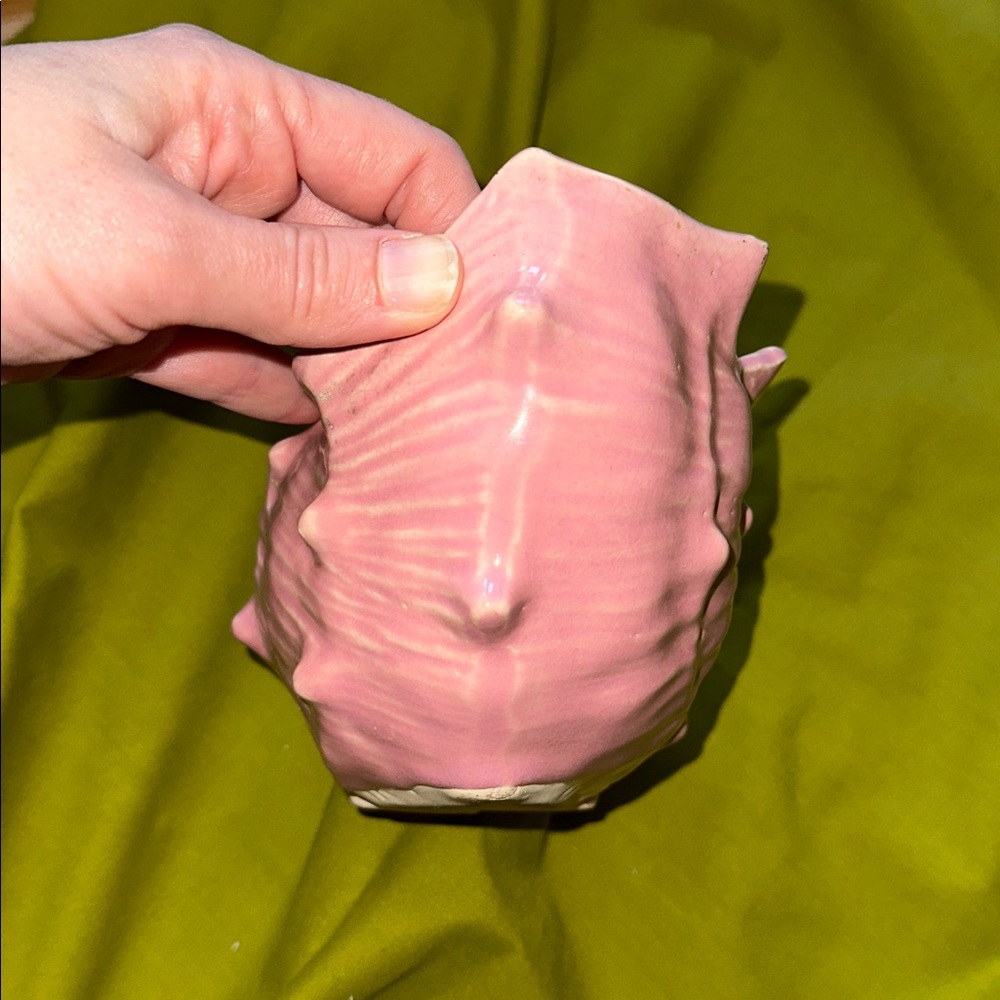 Midcentury Pink Ceramic Shell Bowl or Planter - Picture 6 of 10